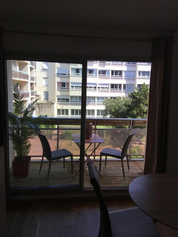 Logement Chic - Lyon 6 Brotteaux - Arrivee Autonome - Equipe Apartment Ngoại thất bức ảnh