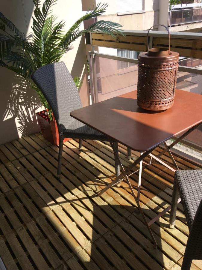 Logement Chic - Lyon 6 Brotteaux - Arrivee Autonome - Equipe Apartment Ngoại thất bức ảnh