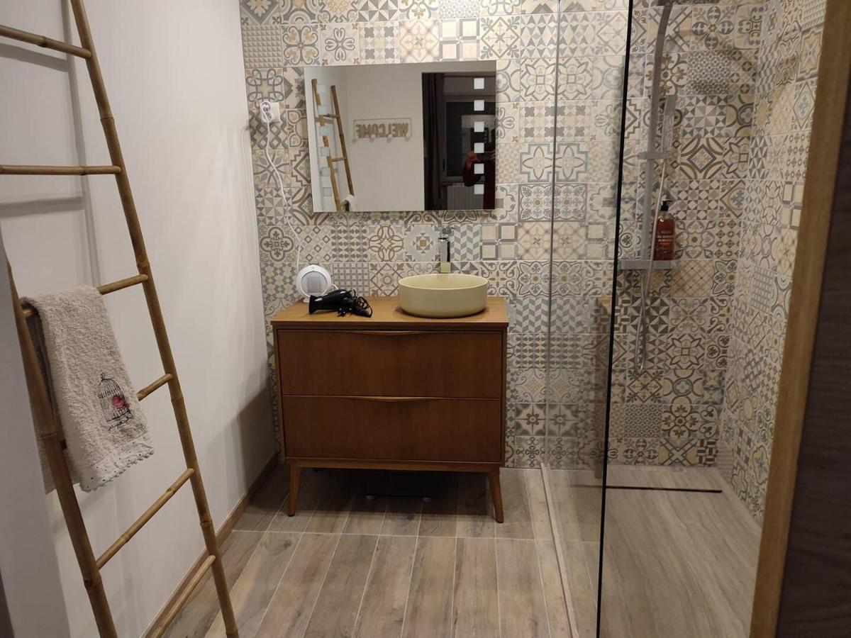Logement Chic - Lyon 6 Brotteaux - Arrivee Autonome - Equipe Apartment Ngoại thất bức ảnh